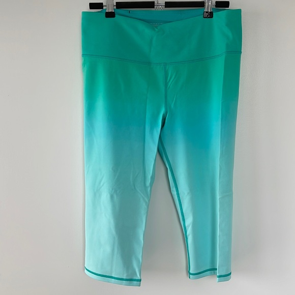 VSX | Ombre 3/4 Leggings - Picture 2 of 3
